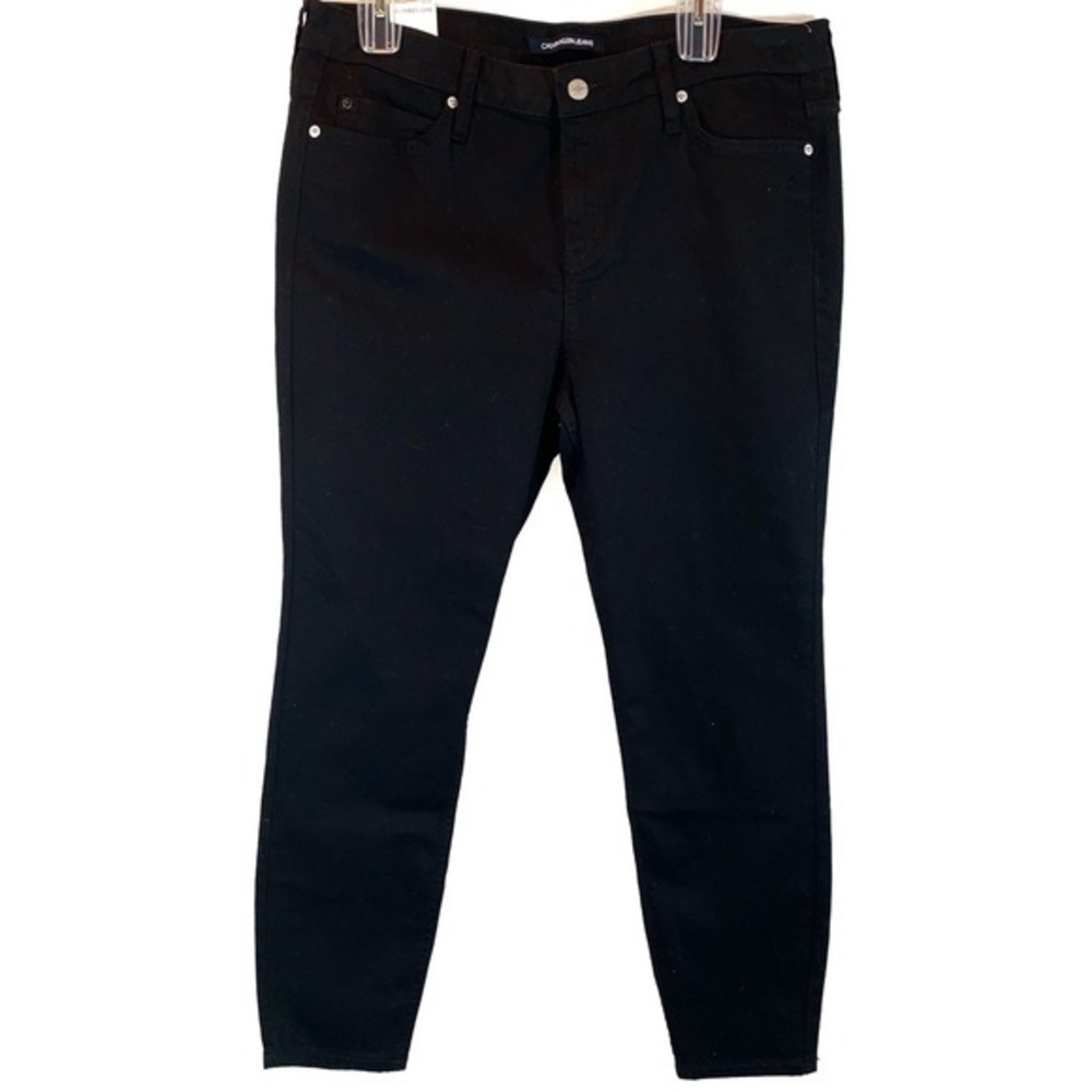 Calvin Klein L-33x28 black stretch crop jean pants